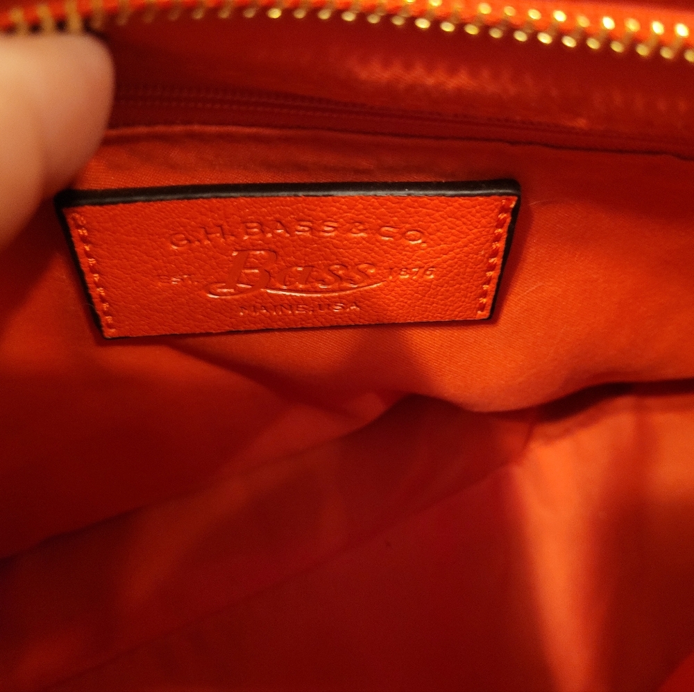 NWT G.H. Bass & Co CORAL Convertible Bag With 2 Straps - Picture 12 of 16